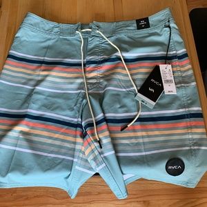 RVCA Board Shorts - Size 32